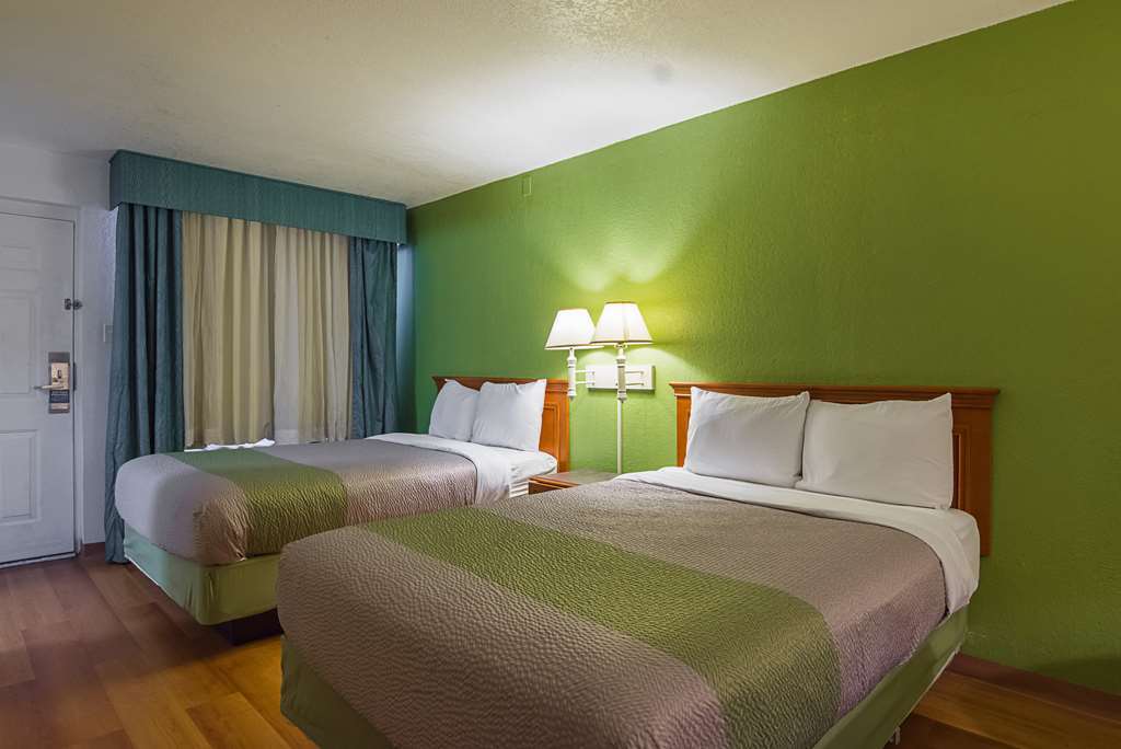 Baymont By Wyndham Tulsa Broken Arrow Motel Værelse billede